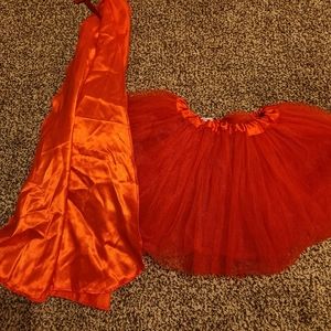Kids tutu with cape